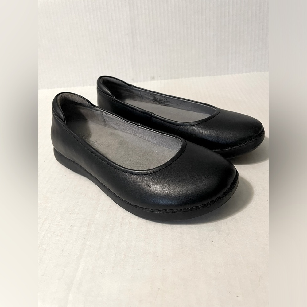 Alegria PET-601 women’s black ballet shoes